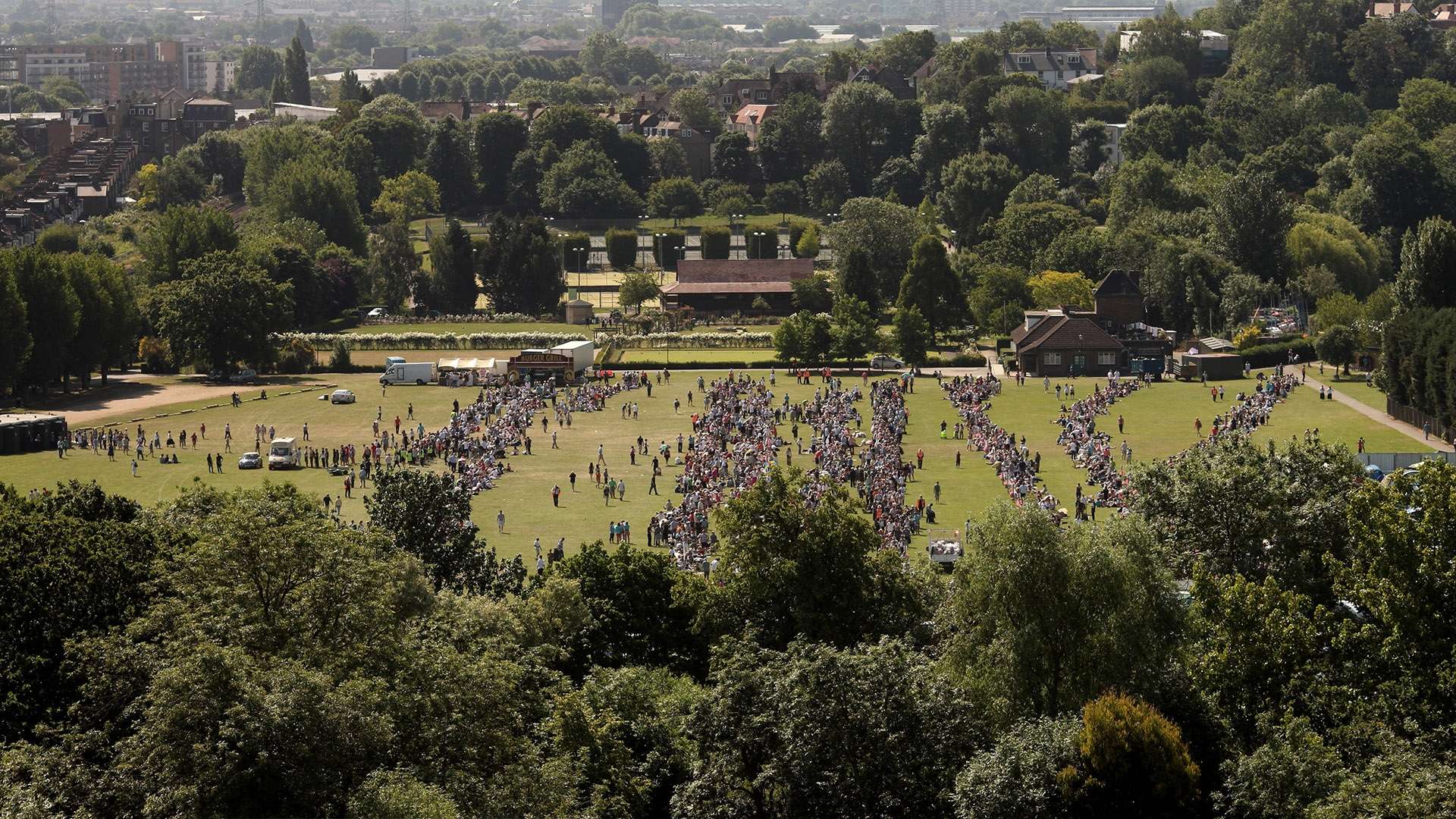 世界杯小組賽威爾士0-3英格蘭 拉什福德任意球破門 英格蘭大勝晉級！.